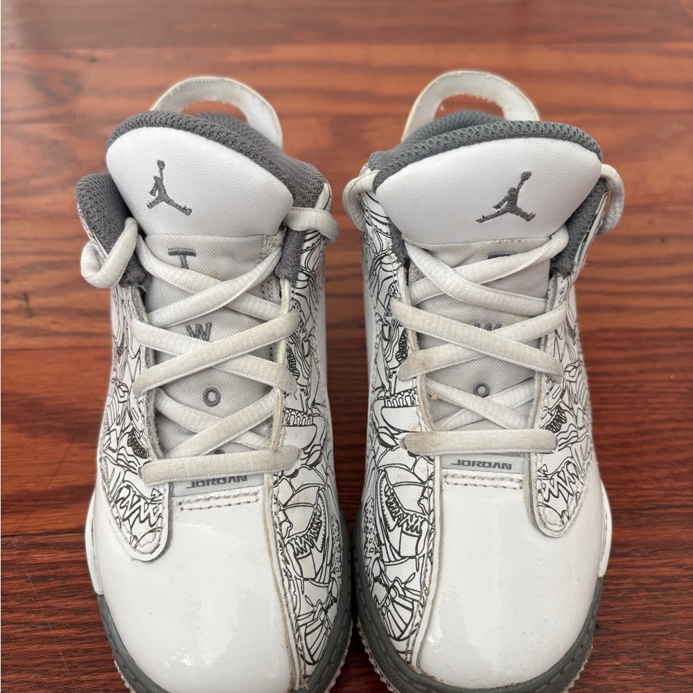 Jordan Kids White and Black Patterned Sneakers
